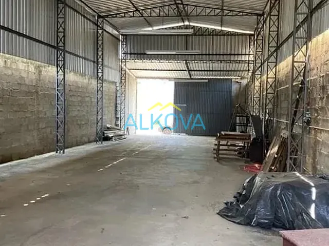 Galpão / Barracão com 250m², à venda, no bairro Residencial Esperança em Caçapava