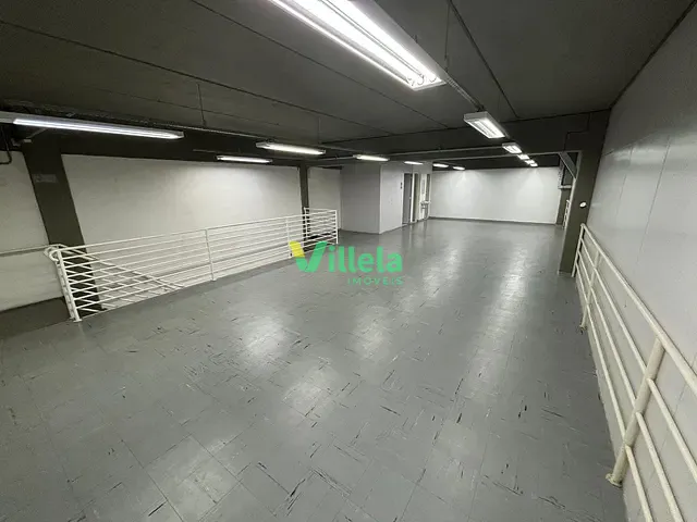 Galpão / Barracão com 500m², para alugar, no bairro Vila Zeferina em Itaquaquecetuba