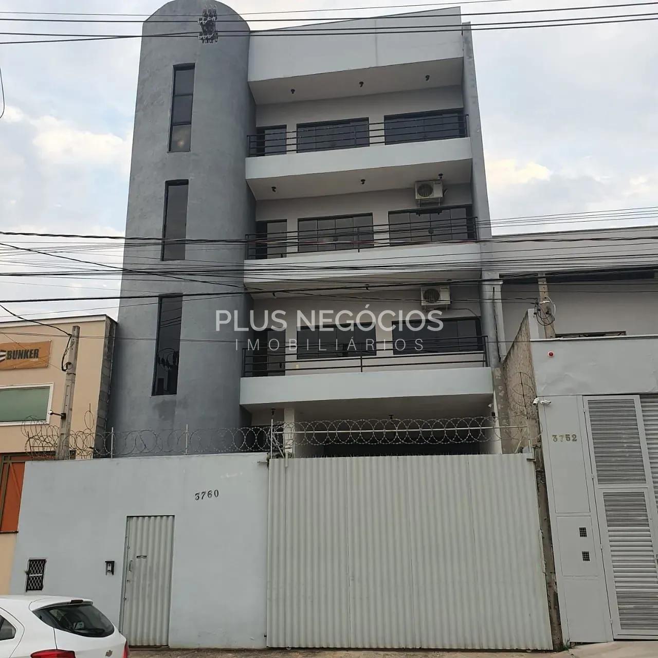 Depósito-Galpão, 352 m² - Foto 1