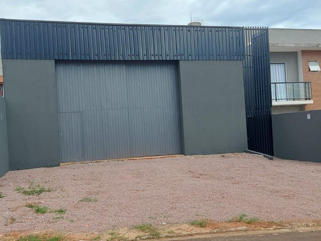 Galpão / Barracão para locação, Pé-direito alto, 2 banheiros, Jardim Veneza, Cará-Cará.