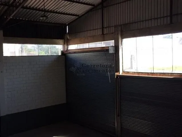 Galpão / Barracão com 1000m², à venda, no bairro Jardim California em Jacareí