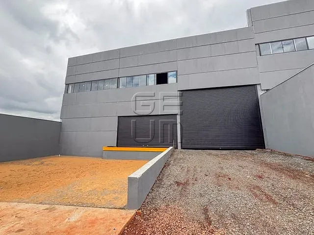 Galpão / Barracão com 1008m², à venda ou para alugar, no bairro Cilo 2 em Londrina