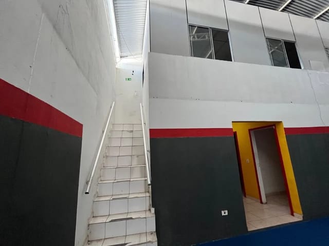 Foto do Galpão / Barracão - Galpão para alugar, 300 m² por R$ 6.500,00/mês - Jardim Diamante - São José dos Campos/SP | INDEPENDENCE NEGOCIOS IMOBILIARIOS LTDA