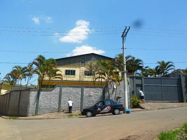 Galpão / Barracão com 1950m², à venda, no bairro Chácaras Nova Suzano em Suzano