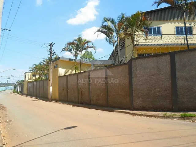 Galpão / Barracão com 1950m², à venda, no bairro Chácaras Nova Suzano em Suzano