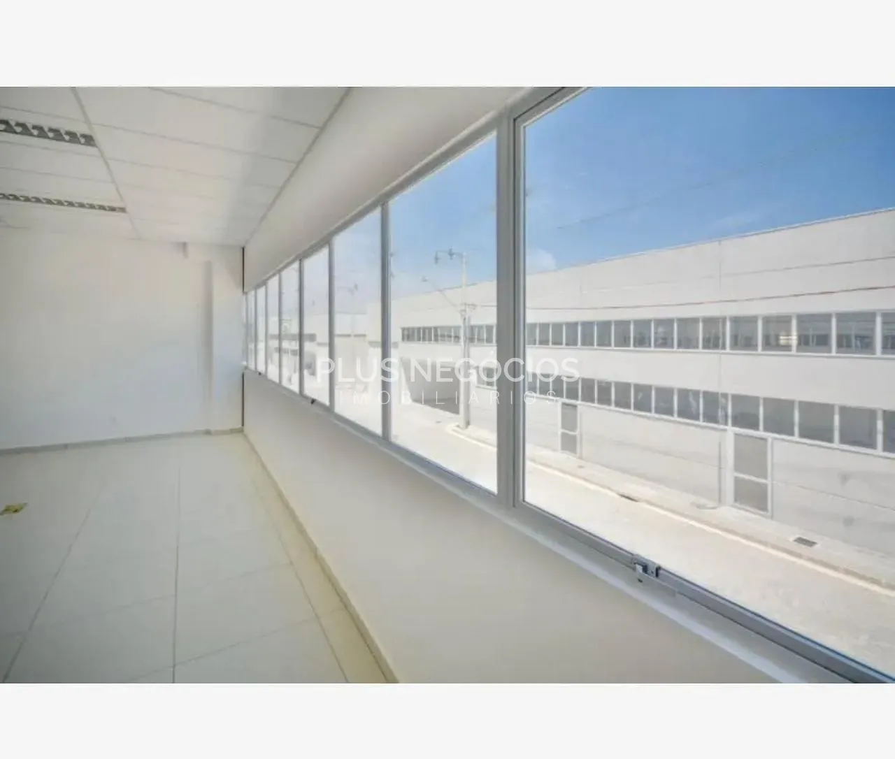 Depósito-Galpão, 840 m² - Foto 2
