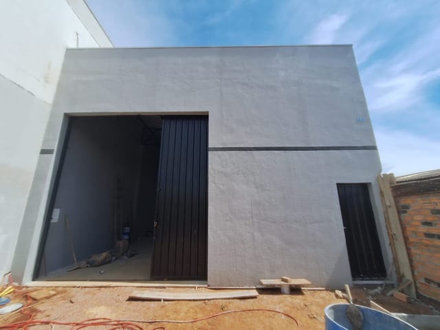 Galpão / Barracão para locação, Pé-direito Alto, 2 banheiros, Colônia Dona Luíza.