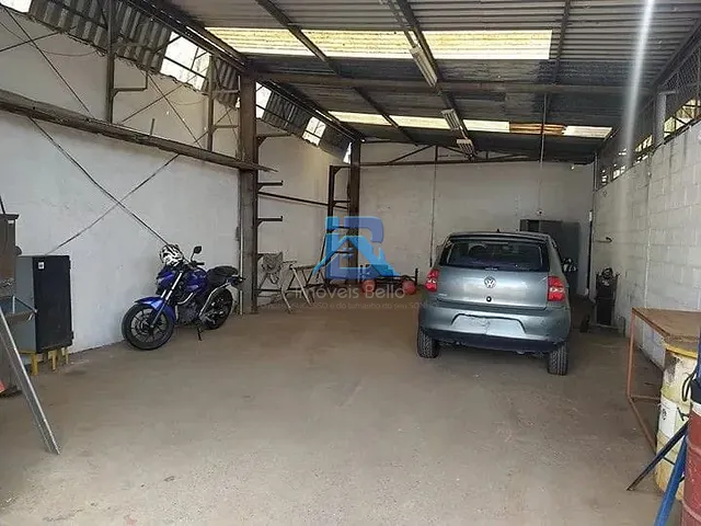 Galpão / Barracão com 712m², à venda, no bairro Água Doce em Jundiaí