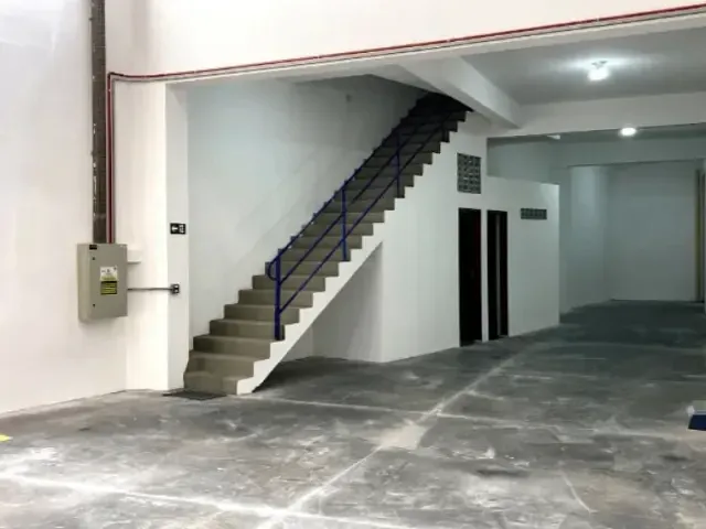 Galpão / Barracão à venda, no bairro Jardim Rosana em Ferraz de Vasconcelos