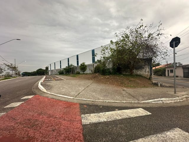 Foto do Galpão / Barracão - Galpão para alugar, 800 m² por R$ 8.500,00/mês - Jardim Aeroporto - São José dos Campos/SP | INDEPENDENCE NEGOCIOS IMOBILIARIOS LTDA