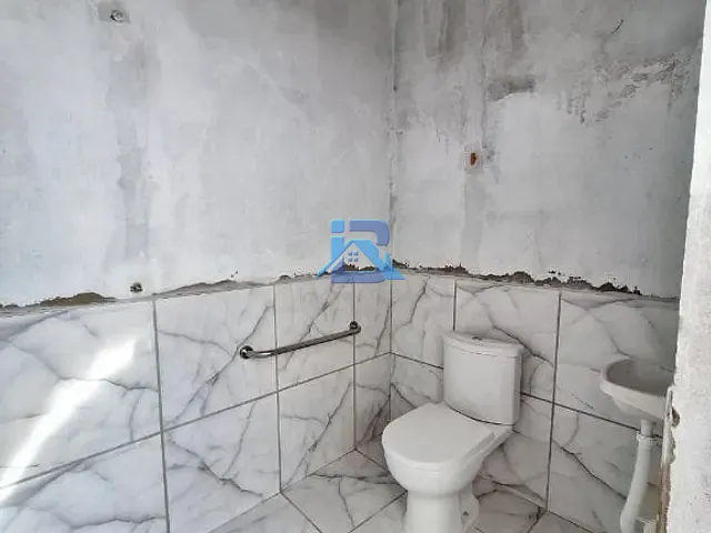 Galpão / Barracão com 250m², para alugar, no bairro Centro em Itatiba