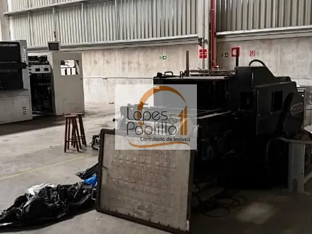 Galpão / Barracão com 2000m², à venda ou para alugar, no bairro Chácaras Maringá em Atibaia