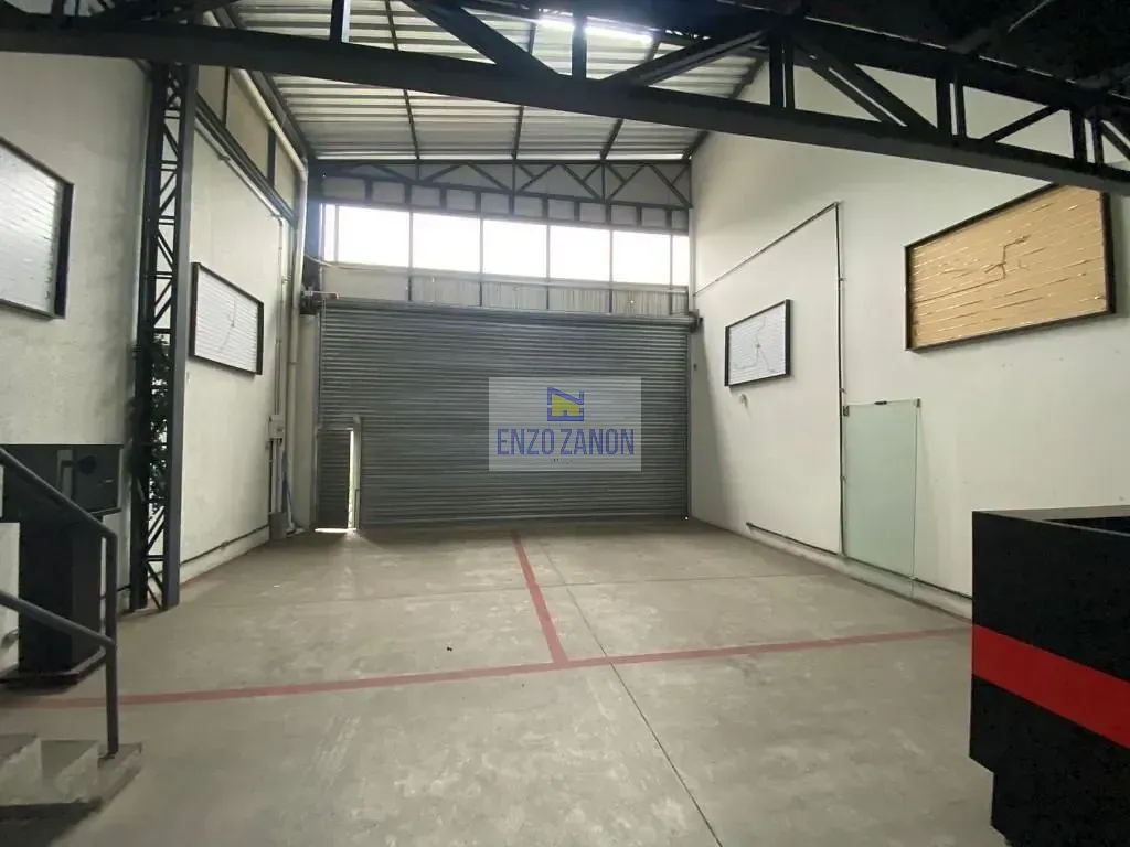 Loja-Salão, 300 m² - Foto 2