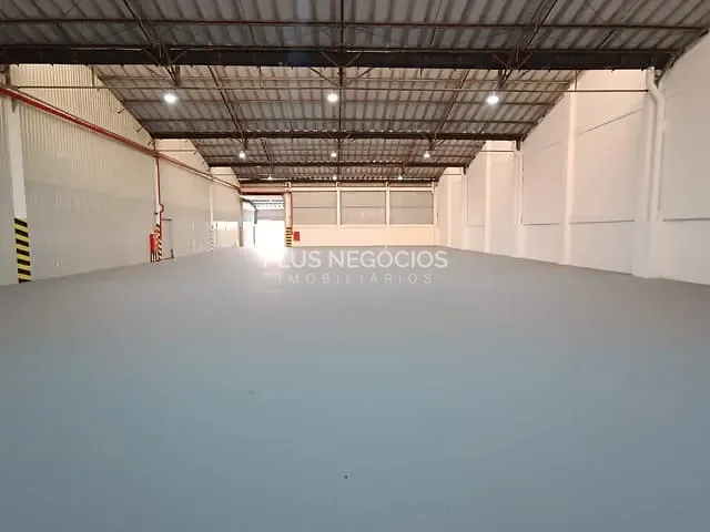 Galpão / Barracão com 1415m², para alugar, no bairro Éden em Sorocaba