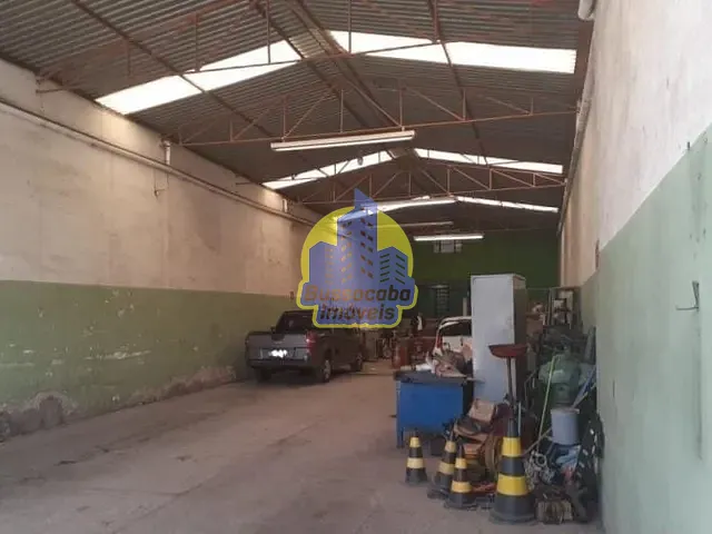 Galpão / Barracão com 388m², à venda, no bairro km 18 em Osasco