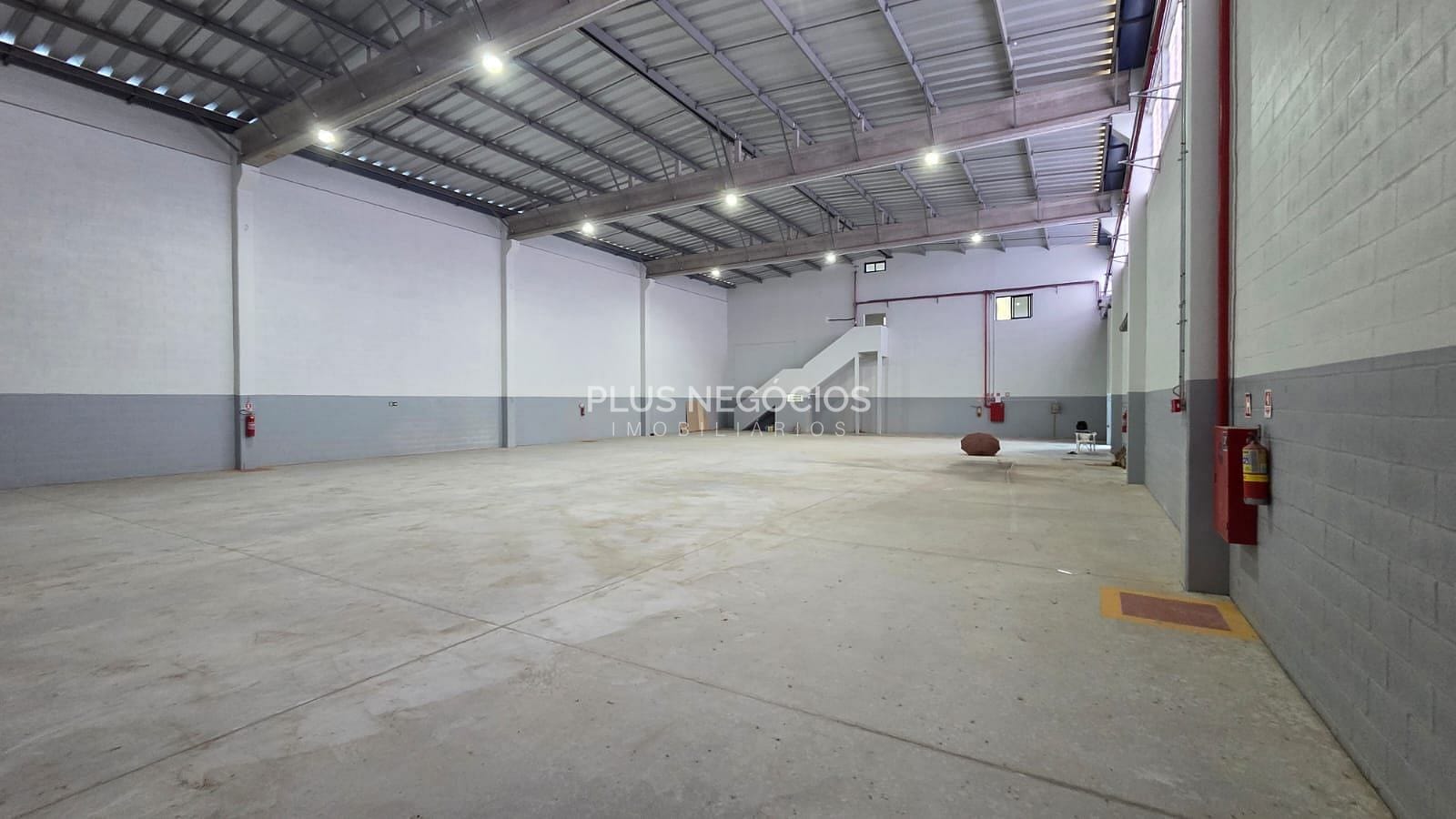 Depósito-Galpão, 726 m² - Foto 2