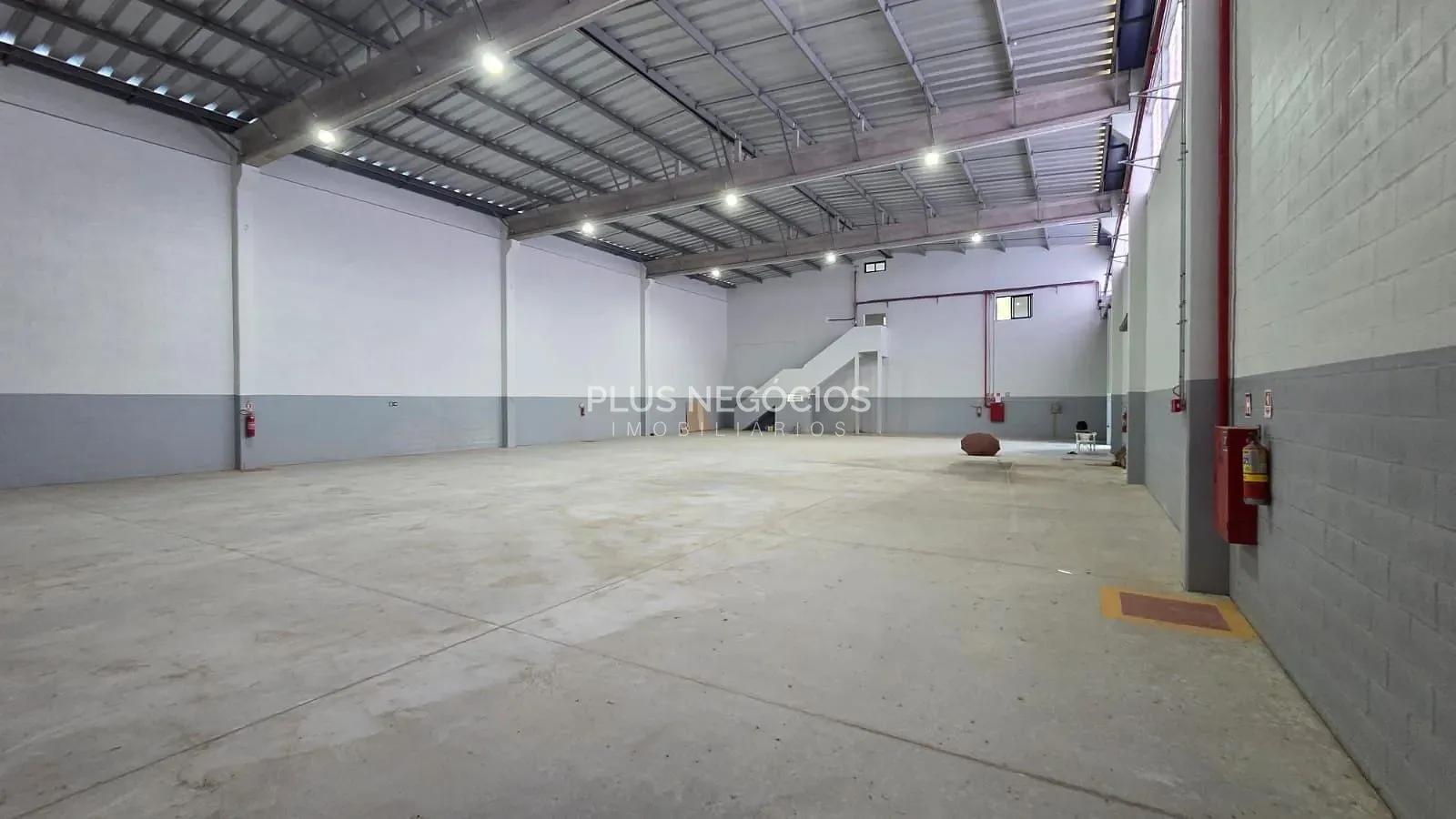 Depósito-Galpão, 726 m² - Foto 2