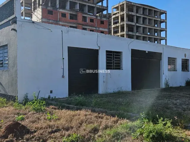 Galpão / Barracão para alugar, no bairro Parque São Domingos em São Paulo