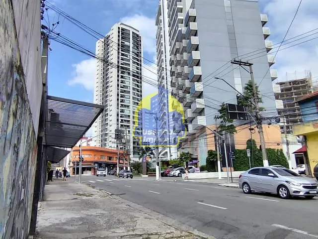 Galpão / Barracão com 250m², para alugar, no bairro Centro em Osasco