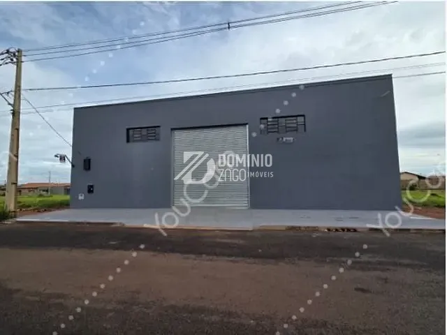 Galpão / Barracão com 500m², para alugar, no bairro Jardim Espanha em Uberaba