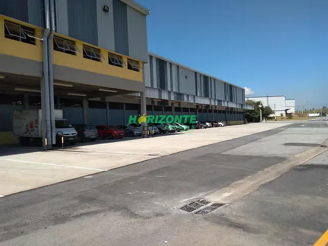 Galpão / Barracão com 323901m², para alugar, no bairro Vila Galvão em Caçapava