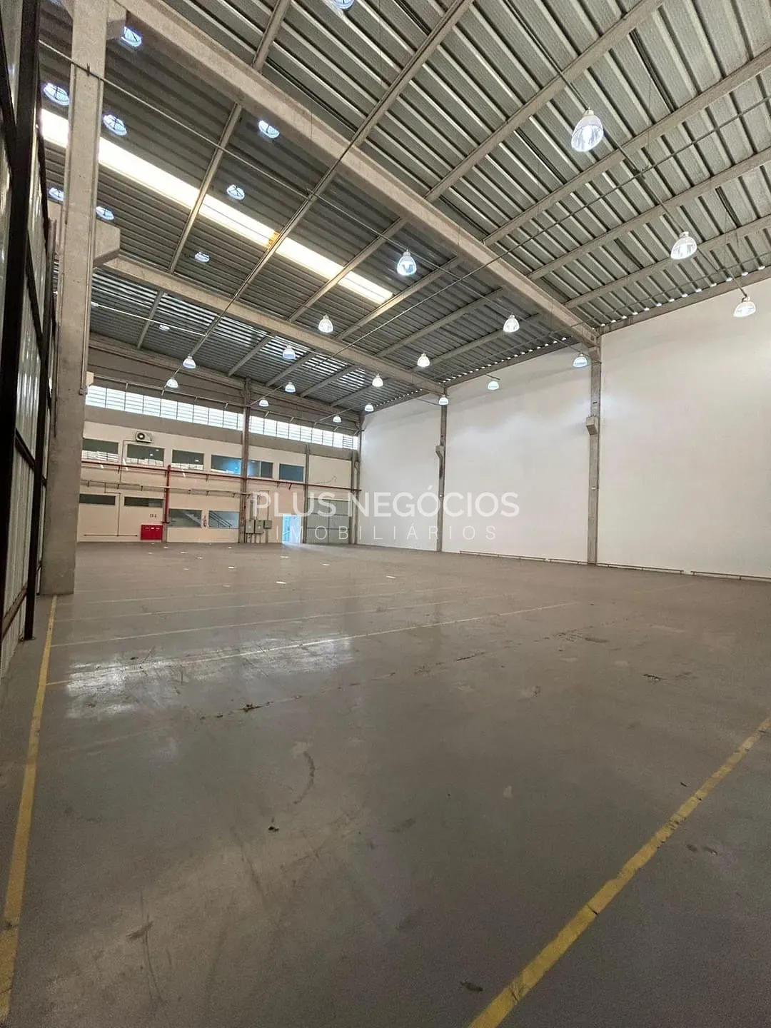 Depósito-Galpão, 640 m² - Foto 2