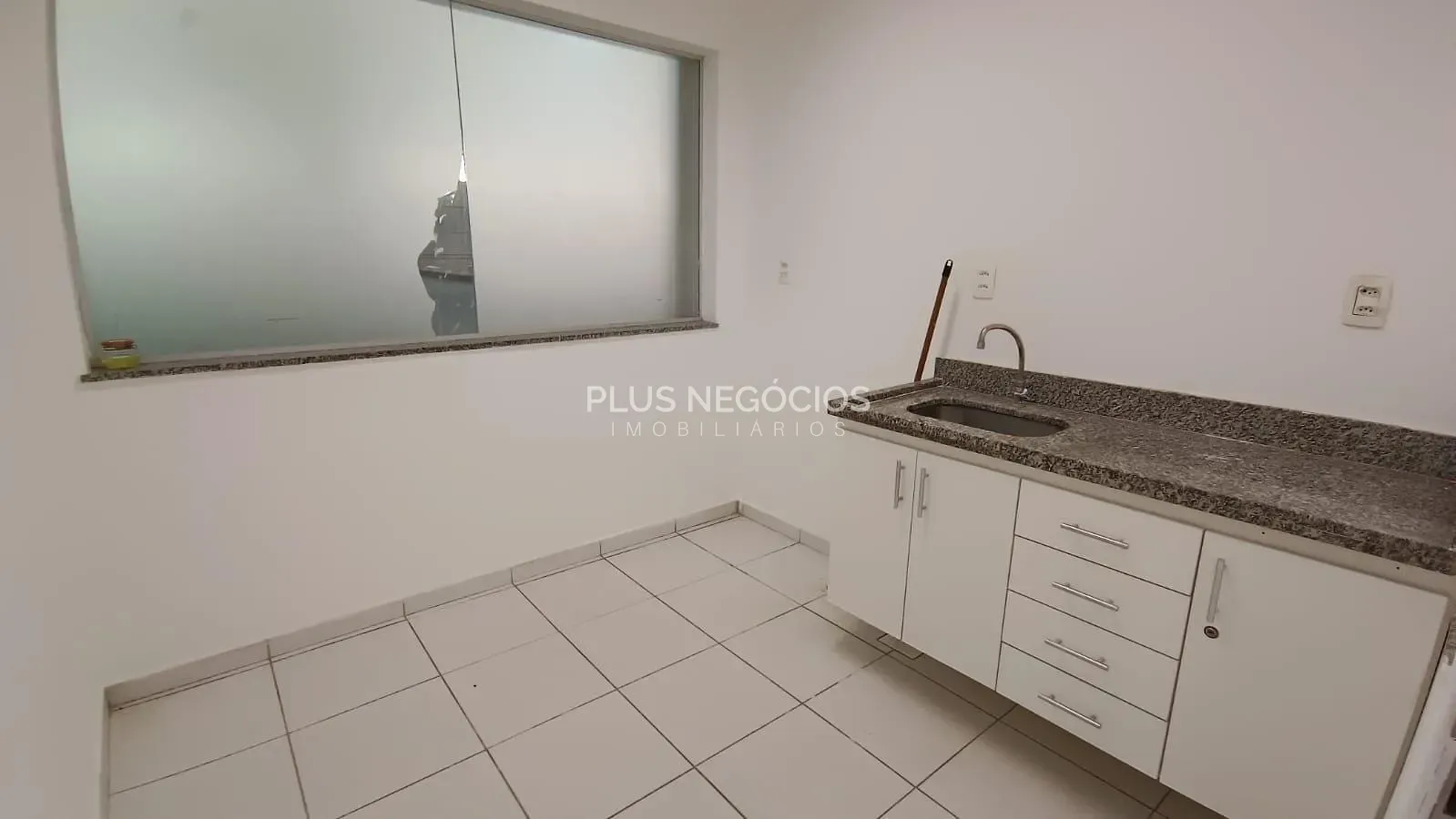 Depósito-Galpão, 640 m² - Foto 14
