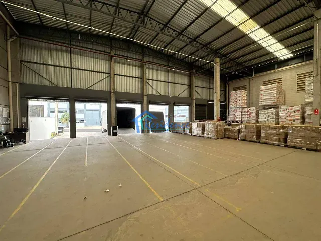 Galpão / Barracão com 6000m², para alugar, no bairro Comercial Vitória Martini em Indaiatuba