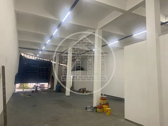 Galpão / Barracão com 350m², para alugar, no bairro Jardim Novo Horizonte em São Paulo