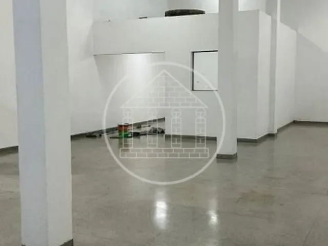 Galpão / Barracão com 350m², para alugar, no bairro Jardim Novo Horizonte em São Paulo