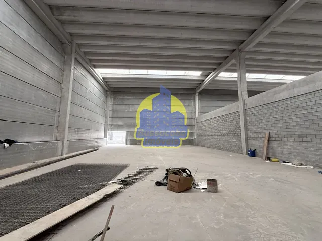 Galpão / Barracão com 595m², para alugar, no bairro Jardim Passárgada I em Cotia