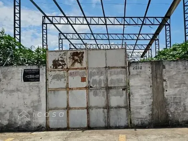 Galpão / Barracão com 450m², à venda, no bairro Parque Santo Antônio em Taubaté