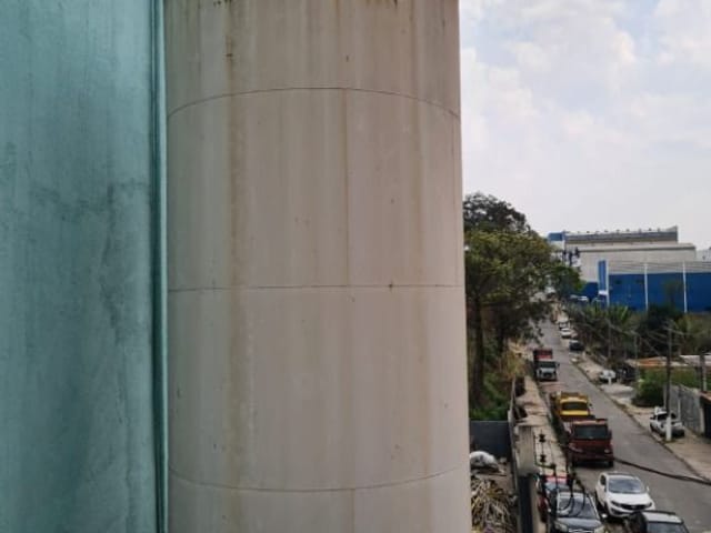 Galpão / Barracão com 1517m², para alugar, no bairro Jardim Diva (Fazendinha) em Santana de Parnaíba