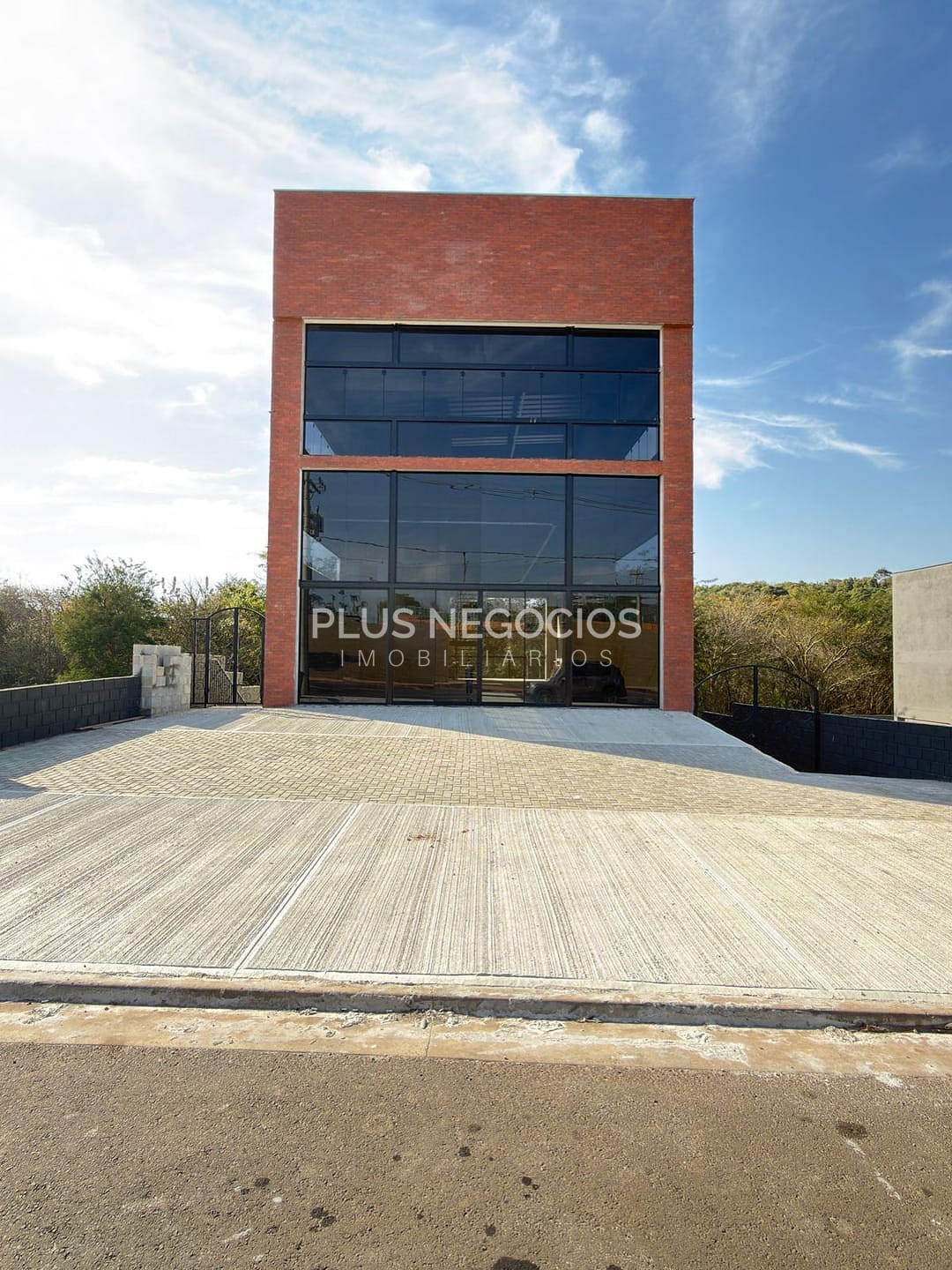 Depósito-Galpão, 700 m² - Foto 1