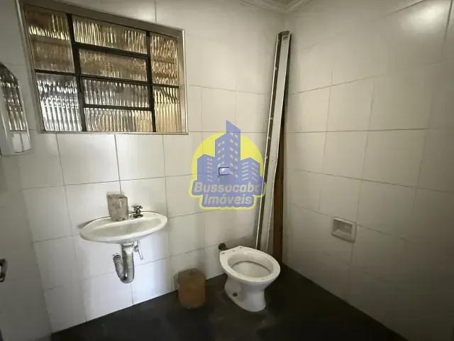 Galpão / Barracão com 500m², para alugar, no bairro Piratininga em Osasco
