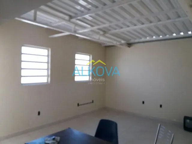 Galpão / Barracão com 233m², à venda ou para alugar, no bairro Jardim São Judas Tadeu em São José dos Campos
