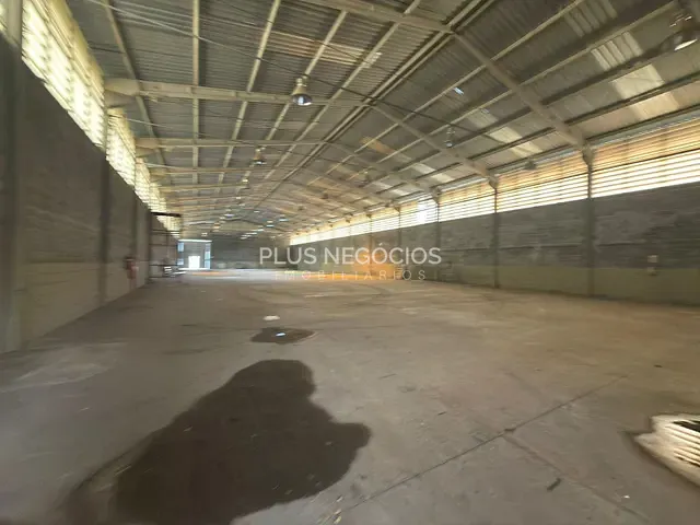 Galpão / Barracão com 3000m², para alugar, no bairro Iporanga em Sorocaba