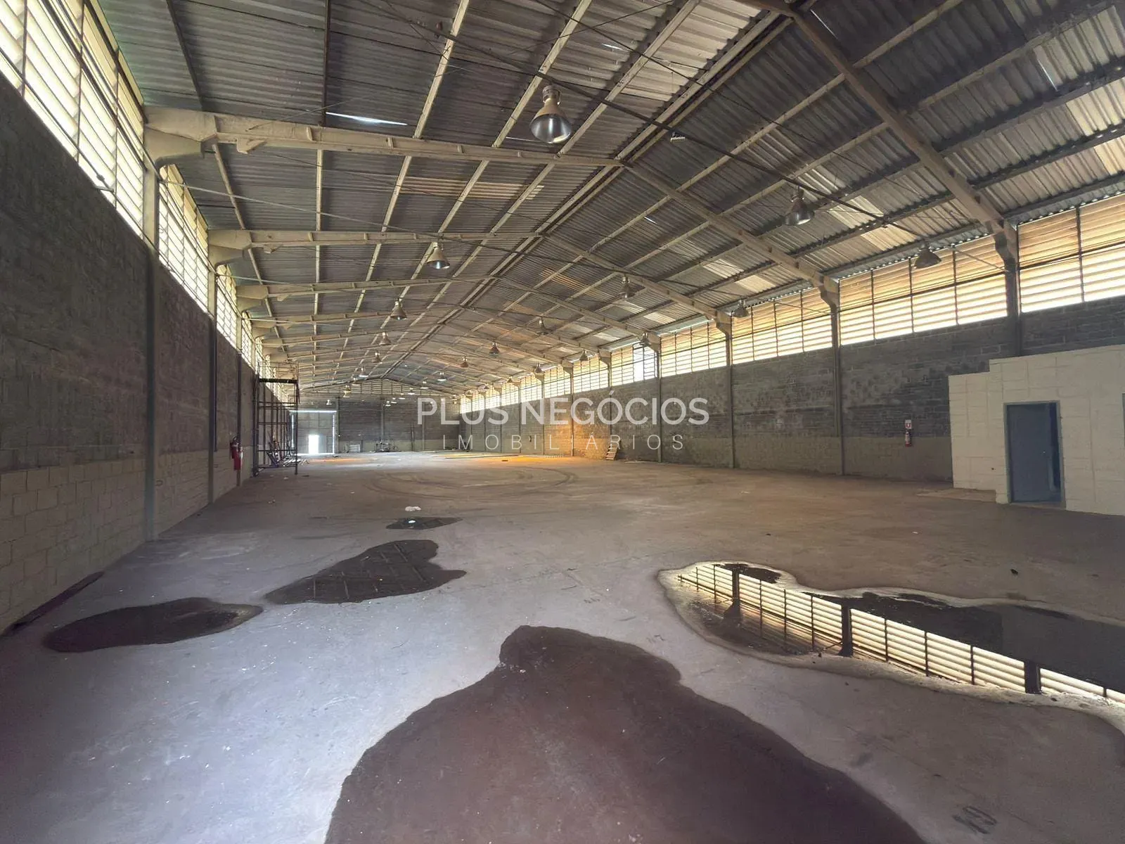 Depósito-Galpão, 1500 m² - Foto 3