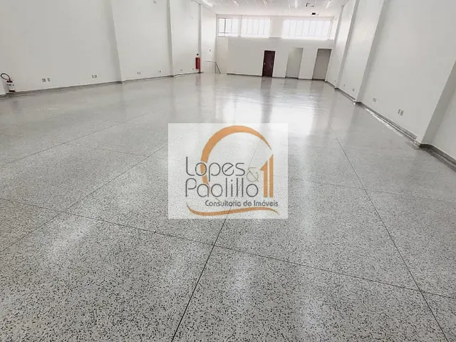 Galpão / Barracão com 720m², para alugar, no bairro Centro em Atibaia