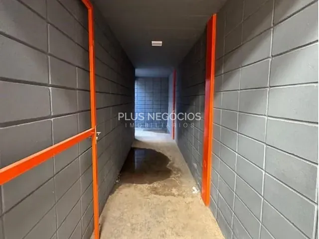Galpão / Barracão à venda ou para alugar, no bairro Jardim Novo Eldorado em Sorocaba