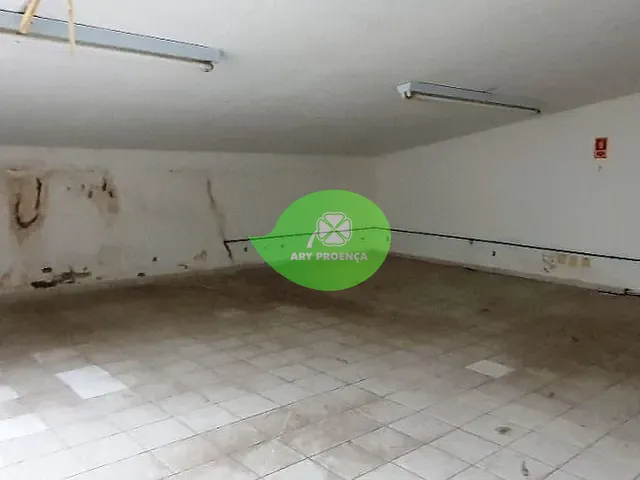 Galpão / Barracão com 1000m², para alugar, no bairro Jardim Nova Ipanema em Sorocaba