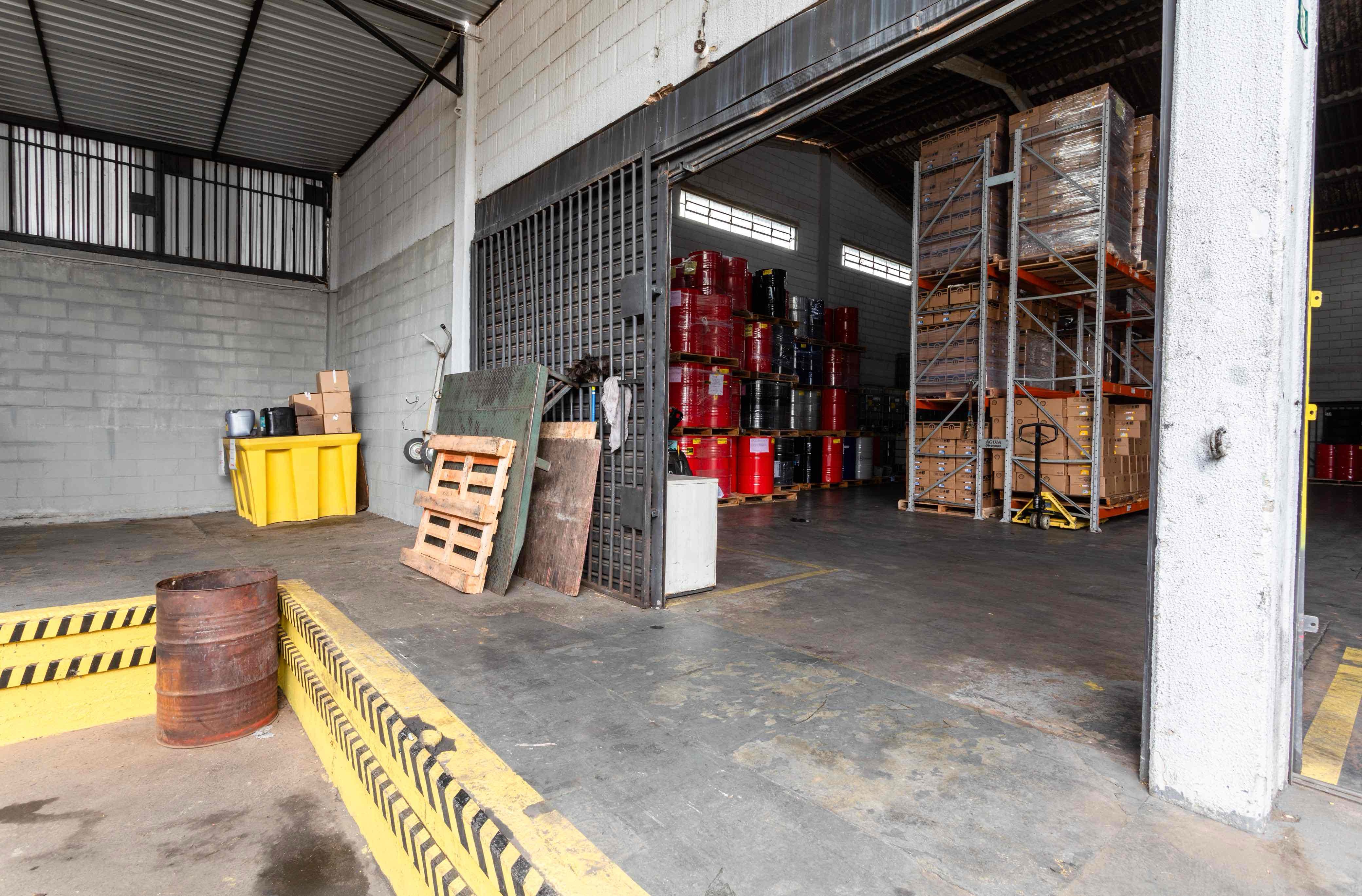 Depósito-Galpão-Armazém à venda, 876m² - Foto 31