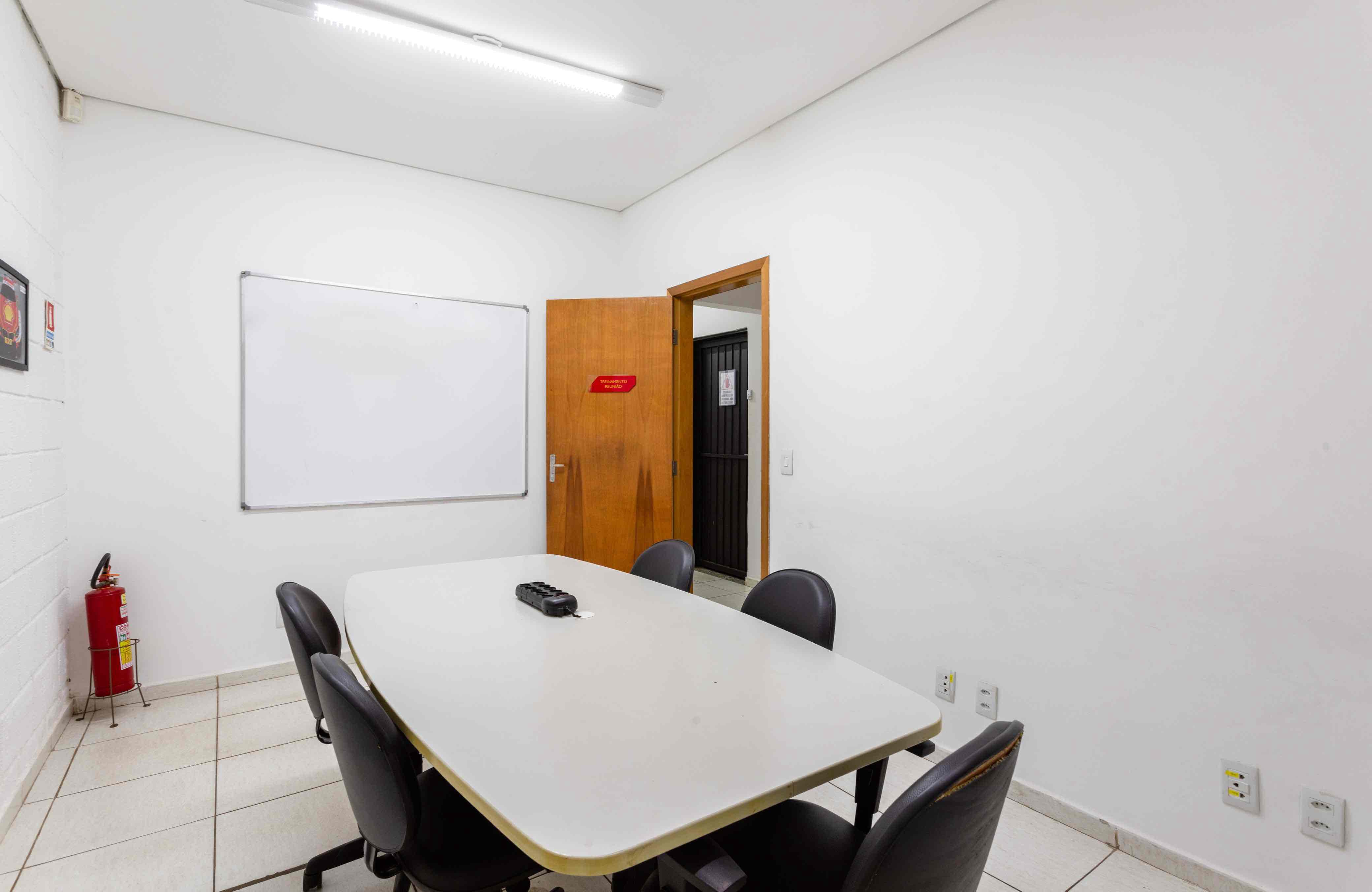 Depósito-Galpão-Armazém à venda, 876m² - Foto 40