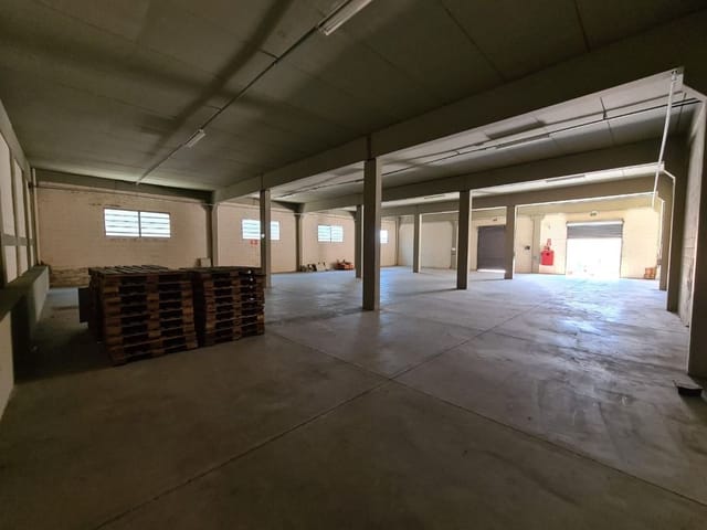 Galpão / Barracão com 1170m², à venda ou para alugar, no bairro Chácara do Solar I (Fazendinha) em Santana de Parnaíba