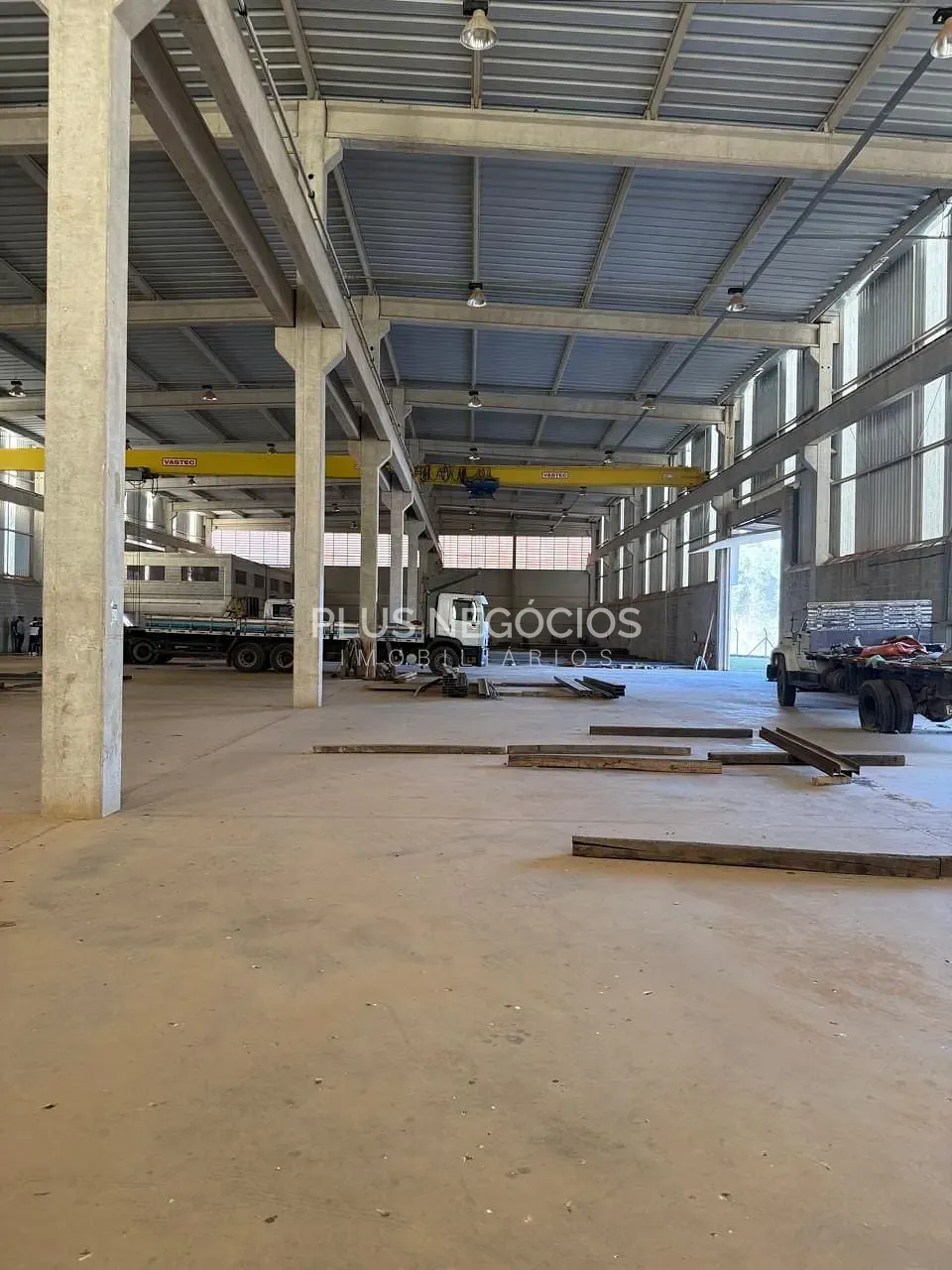 Depósito-Galpão, 3000 m² - Foto 1