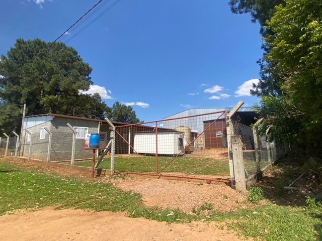 Barracão para locação, 2 salas amplas , 2 banheiros - Colônia Dona Luíza, Ponta Grossa, PR