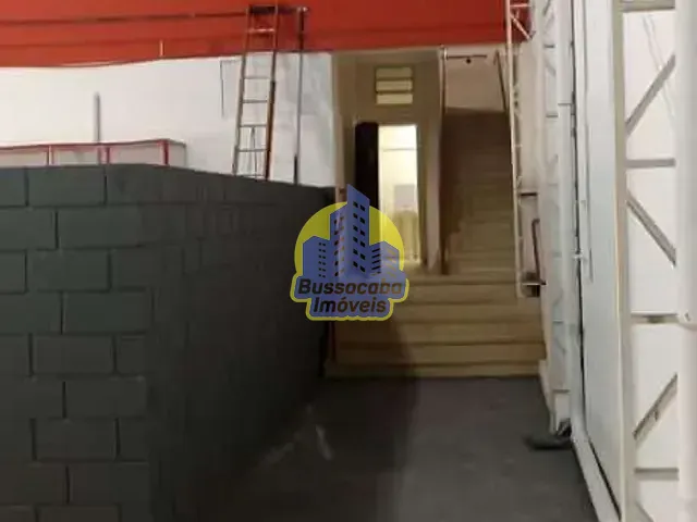 Galpão / Barracão com 195m², para alugar, no bairro Jardim das Flores em Osasco