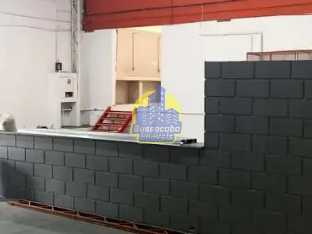 Galpão / Barracão com 195m², para alugar, no bairro Jardim das Flores em Osasco