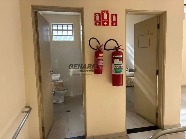 Galpão / Barracão com 1000m², para alugar, no bairro Recreio Campestre Jóia em Indaiatuba