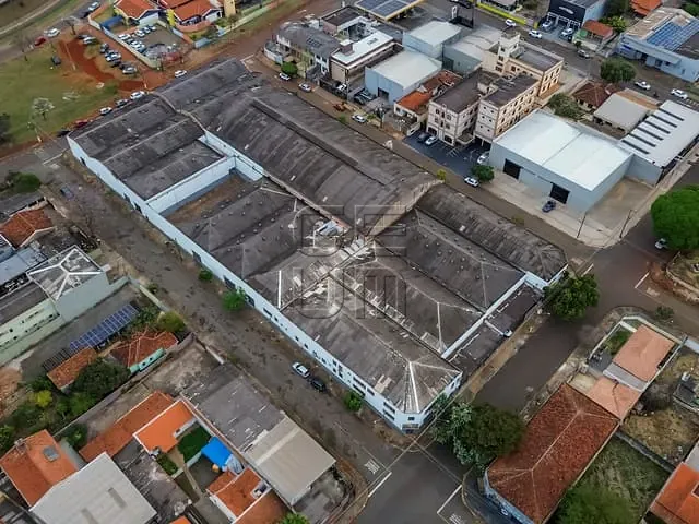 Galpão / Barracão com 7133m², à venda, no bairro Centro em Londrina